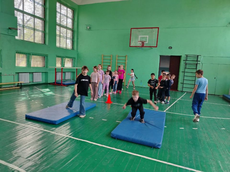 Месячник спорта «Спортивный Донбасс» Месячник спорта «Спортивный Донбасс»