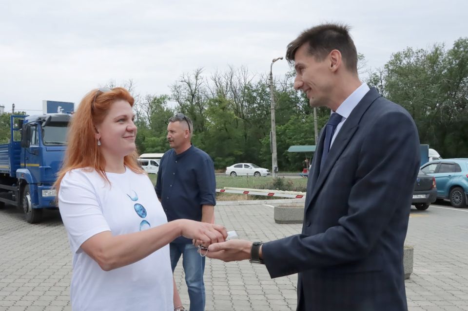 Развитие партнерства: УАЗ продолжает поддерживать здравоохранение ДНР Развитие партнерства: УАЗ продолжает поддерживать здравоохранение ДНР