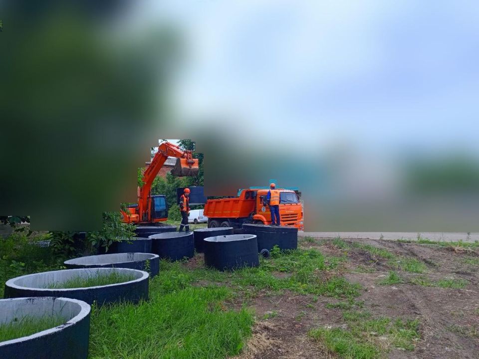 Кузбасс продолжает ремонт на крупном участке сети водоснабжения в Горловке Кузбасс продолжает ремонт на крупном участке сети водоснабжения в Горловке