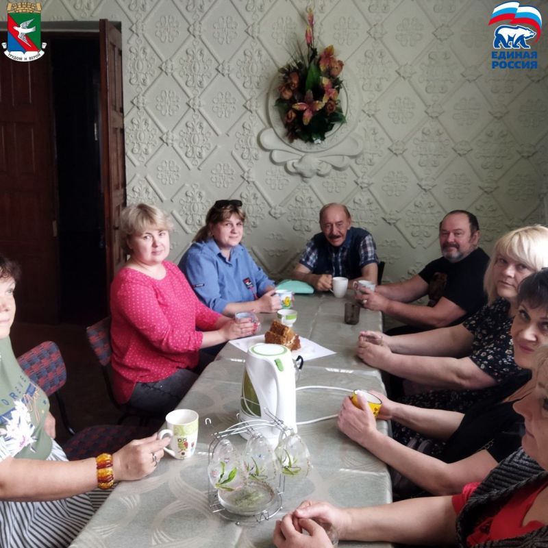 В Калининском внутригородском районе города Горловка состоялась акция «Международный день соседей» В Калининском внутригородском районе города Горловка состоялась акция «Международный день соседей»