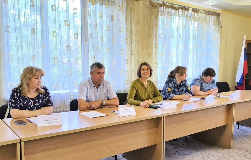 Наталья Бегуненко: Заседание Комиссии по делам несовершеннолетних и защите их прав Наталья Бегуненко: Заседание Комиссии по делам несовершеннолетних и защите их прав