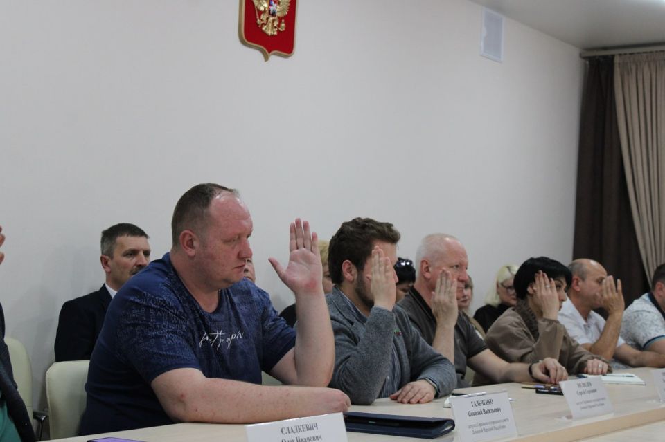 Роман Конев: Состоялось пятидесятое заседание Горловского городского совета Донецкой Народной Республики первого созыва Роман Конев: Состоялось пятидесятое заседание Горловского городского совета Донецкой Народной Республики первого созыва