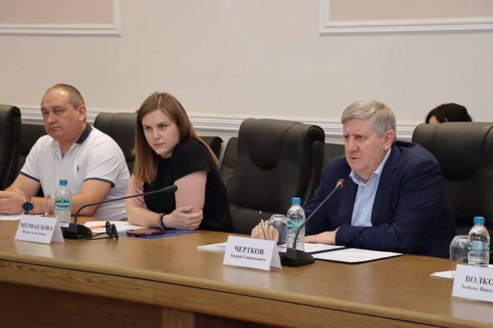 Андрей Чертков: С коллегами из Правительства Тульской области обсудили восстановление подшефной территории Андрей Чертков: С коллегами из Правительства Тульской области обсудили восстановление подшефной территории