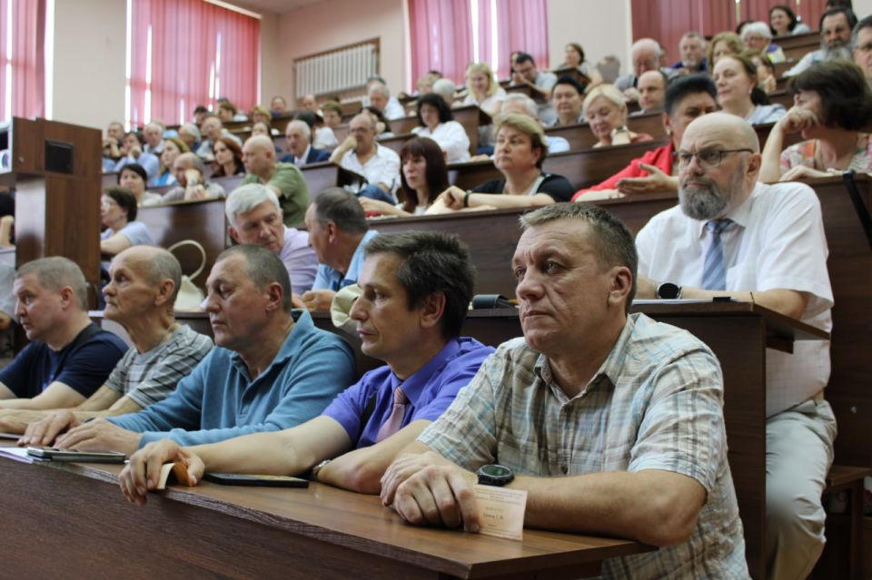 26 июня в ДонГУ состоялась конференция трудового коллектива 26 июня в ДонГУ состоялась конференция трудового коллектива