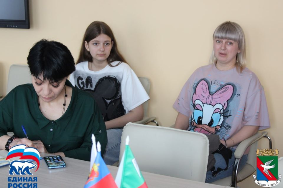 Иван Приходько: Сегодня, 27 июня, провел прием граждан в администрации городского округа Горловка Иван Приходько: Сегодня, 27 июня, провел прием граждан в администрации городского округа Горловка