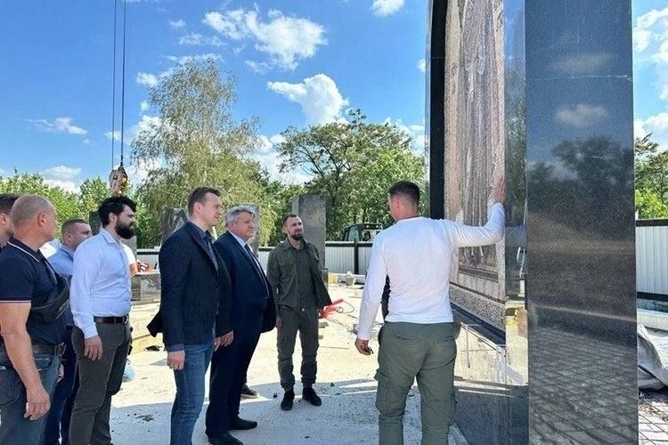 Сакральное место для всех жителей Республики: На «Донецком море» появится крупнейший мемориальный комплекс Сакральное место для всех жителей Республики: На «Донецком море» появится крупнейший мемориальный комплекс