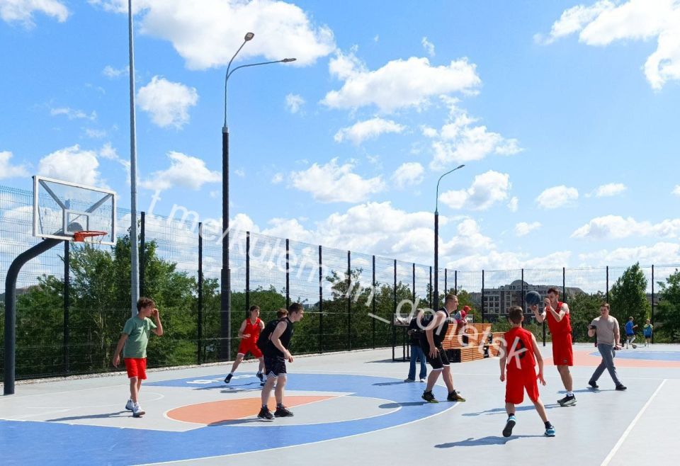 Алексей Кулемзин: В городском округе Донецк продолжается месячник «Спортивный Донбасс» Алексей Кулемзин: В городском округе Донецк продолжается месячник «Спортивный Донбасс»