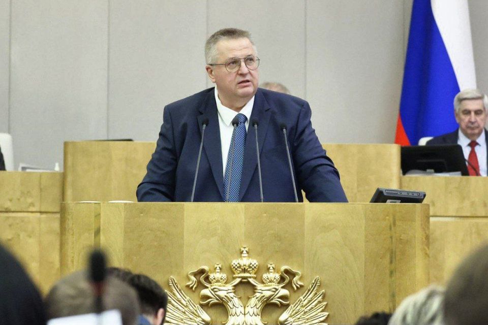 Артём Туров: Экономическая интеграция невозможна без гуманитарного развития и сотрудничества Артём Туров: Экономическая интеграция невозможна без гуманитарного развития и сотрудничества