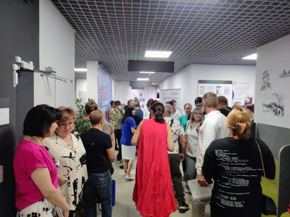 Всероссийская ярмарка трудоустройства открыла свои двери для ветеранов-защитников Отечества Всероссийская ярмарка трудоустройства открыла свои двери для ветеранов-защитников Отечества