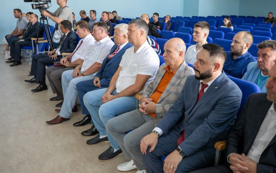 Антон Кольцов: Принял присягу главы муниципального образования городского округа Мариуполь Антон Кольцов: Принял присягу главы муниципального образования городского округа Мариуполь