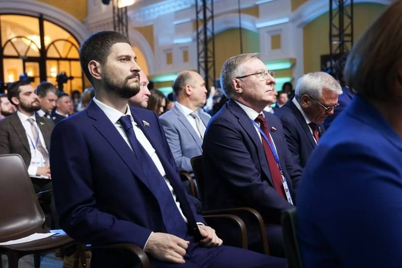 В рамках XII Форума регионов России и Беларуси презентовал итоги международного молодежного проекта «Непокорённые» В рамках XII Форума регионов России и Беларуси презентовал итоги международного молодежного проекта «Непокорённые»