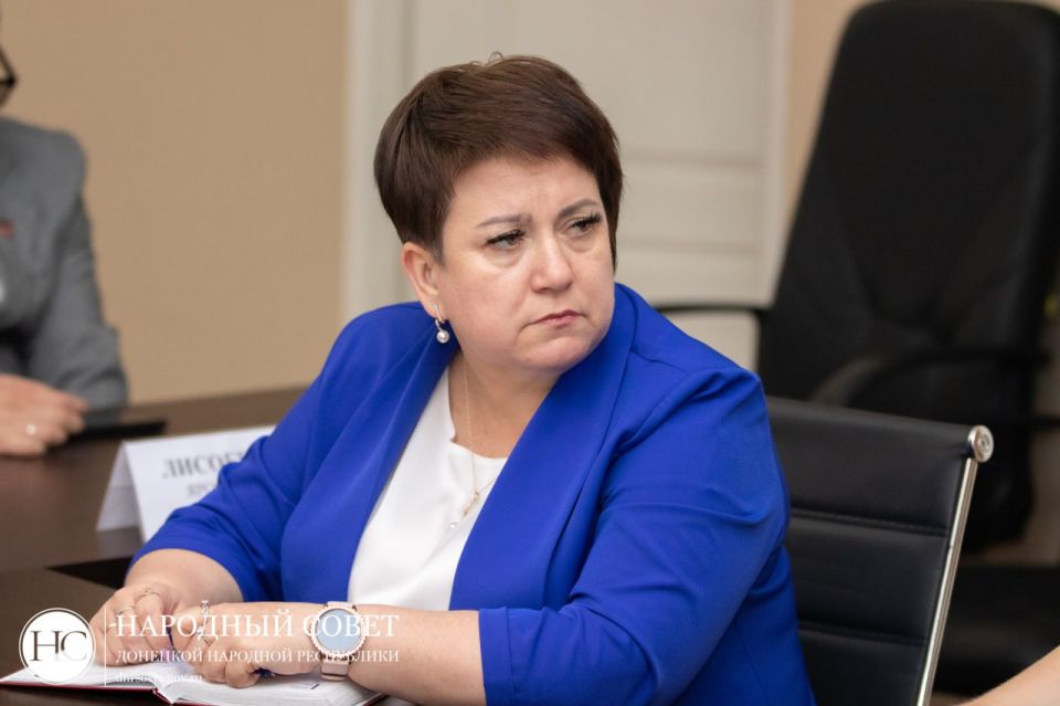 В Народном Совете обсудили доступность инфраструктуры для маломобильных граждан В Народном Совете обсудили доступность инфраструктуры для маломобильных граждан