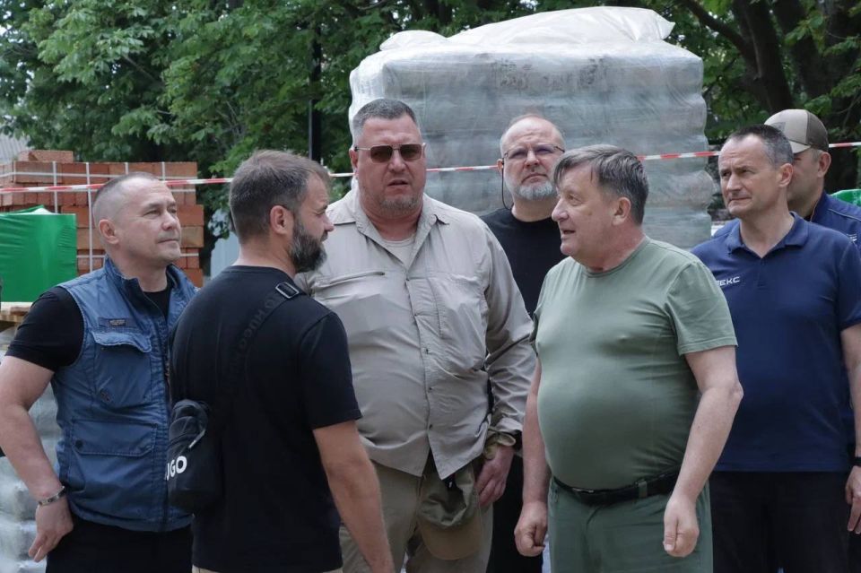 Минстрой России контролирует восстановление в воссоединенных регионах Минстрой России контролирует восстановление в воссоединенных регионах