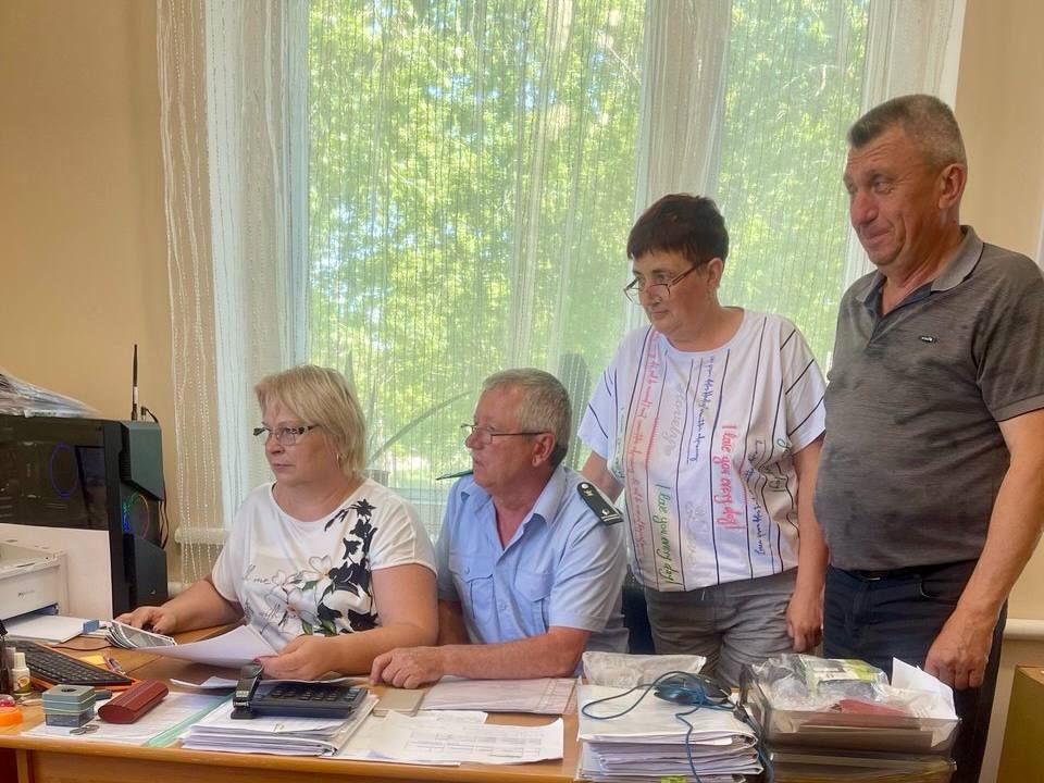 26 июня государственными инспекторами отдела государственного земельного надзора и контроля в области обращения пестицидов и агрохимикатов по ДНР Управления Россельхознадзора по ДНР и ЛНР проведены профилактические визиты по... 26 июня государственными инспекторами отдела государственного земельного надзора и контроля в области обращения пестицидов и агрохимикатов по ДНР Управления Россельхознадзора по ДНР и ЛНР проведены профилактические визиты по...