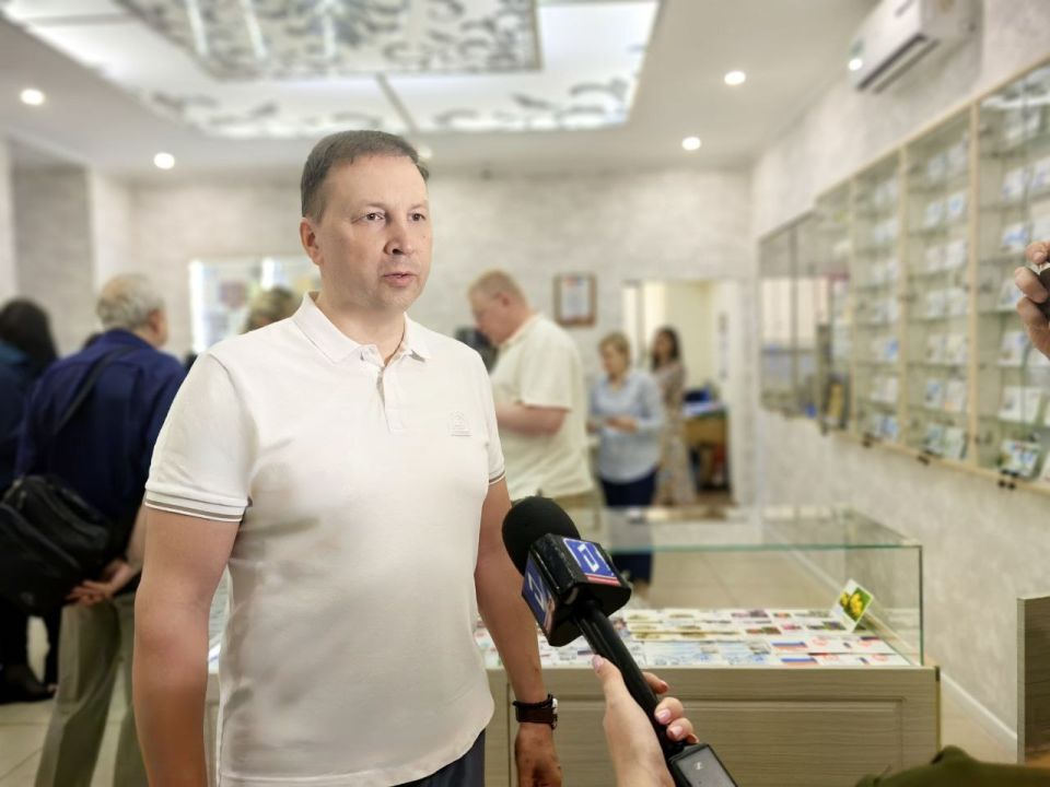 Денис Курашов: С чувством гордости принял участие в торжественной церемонии памятного гашения филателистской виньетки, посвященной 10-летию филателии Донецкой Народной Республики Денис Курашов: С чувством гордости принял участие в торжественной церемонии памятного гашения филателистской виньетки, посвященной 10-летию филателии Донецкой Народной Республики