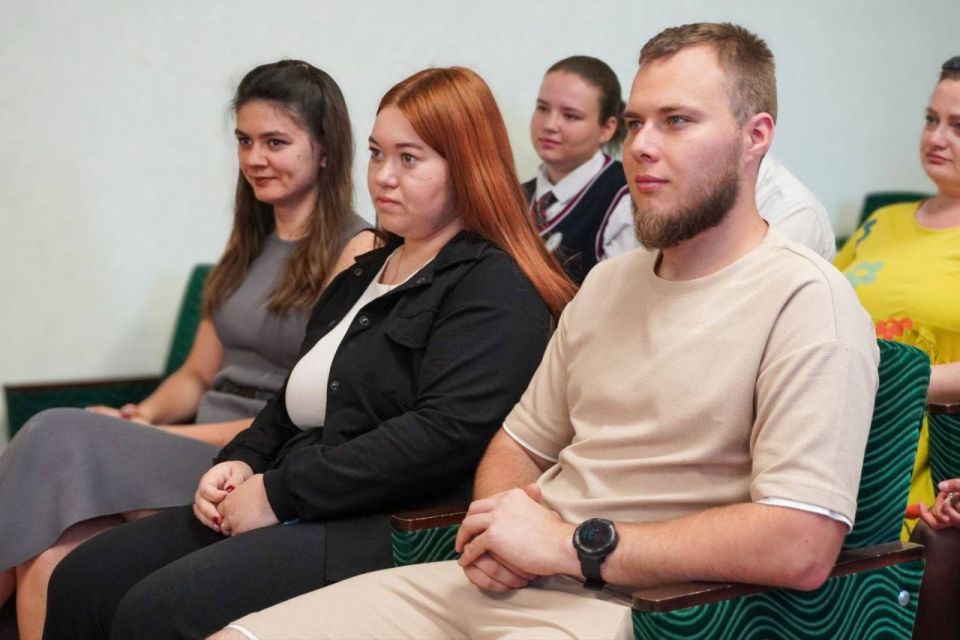 Елена Рязанцева: День молодежи в Пролетарском районе Елена Рязанцева: День молодежи в Пролетарском районе