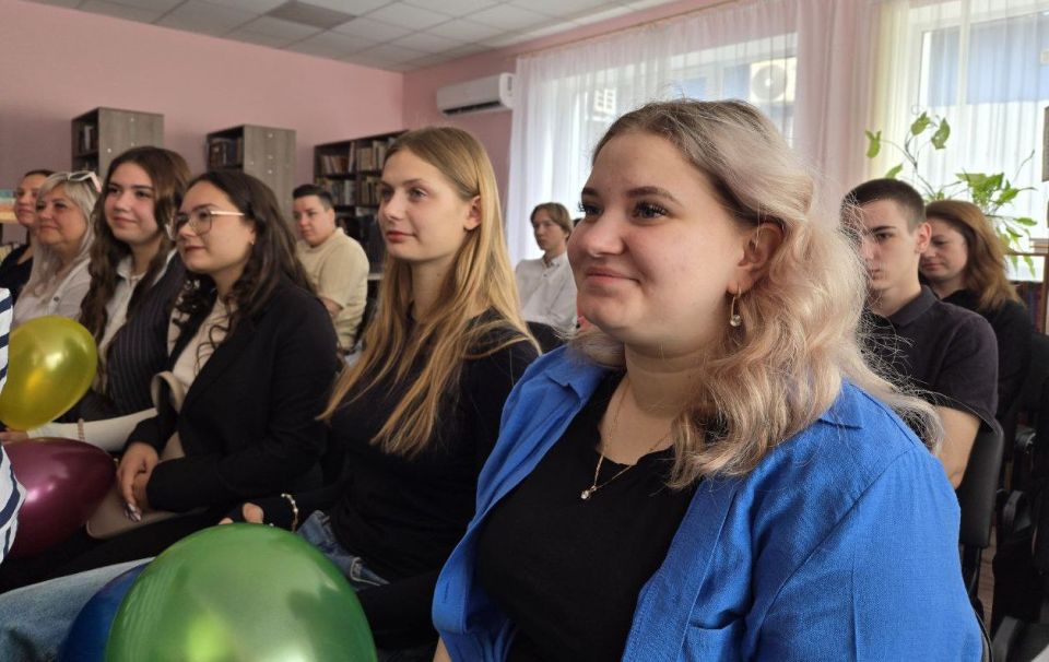 Сергей Желновач: В молодежном отделе им. Марии Пироговой прошло праздничное мероприятие, приуроченное ко Дню молодёжи Сергей Желновач: В молодежном отделе им. Марии Пироговой прошло праздничное мероприятие, приуроченное ко Дню молодёжи