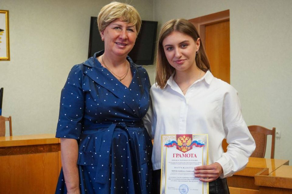 Елена Рязанцева: День молодежи в Пролетарском районе Елена Рязанцева: День молодежи в Пролетарском районе
