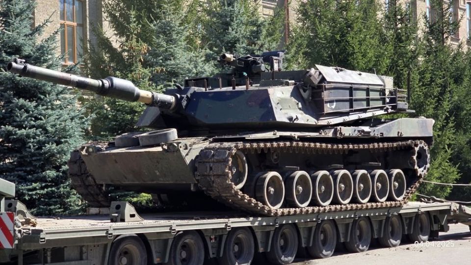 Военный музей на территории Национального университета обороны Украины в Киеве пополнился новым экспонатом Военный музей на территории Национального университета обороны Украины в Киеве пополнился новым экспонатом