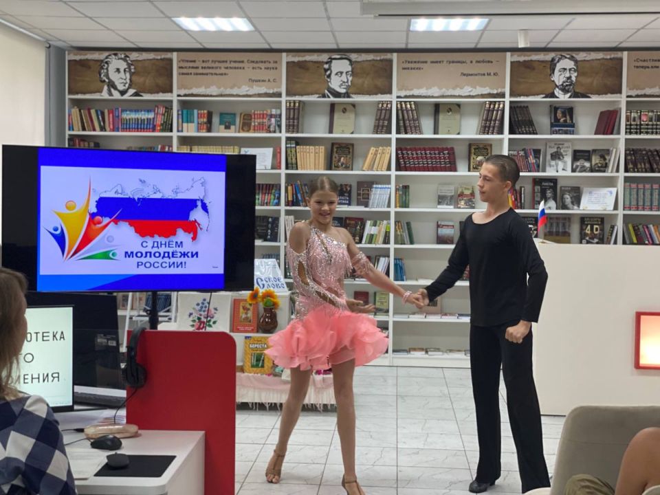 «Дерзай, молодость!. Как звучит молодость? «Дерзай, молодость!. Как звучит молодость?