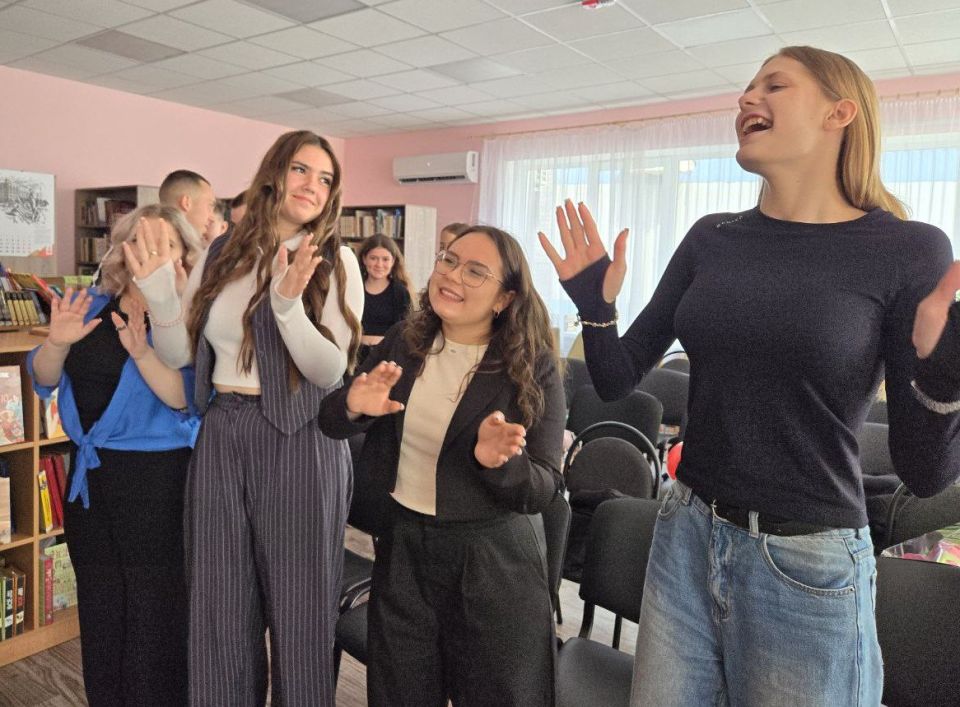 Сергей Желновач: В молодежном отделе им. Марии Пироговой прошло праздничное мероприятие, приуроченное ко Дню молодёжи Сергей Желновач: В молодежном отделе им. Марии Пироговой прошло праздничное мероприятие, приуроченное ко Дню молодёжи