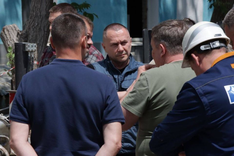 Дмитрий Бердников: Заместитель министра строительства и ЖКХ России Валерий Владимирович Леонов вновь посетил Донецкую Народную Республику Дмитрий Бердников: Заместитель министра строительства и ЖКХ России Валерий Владимирович Леонов вновь посетил Донецкую Народную Республику
