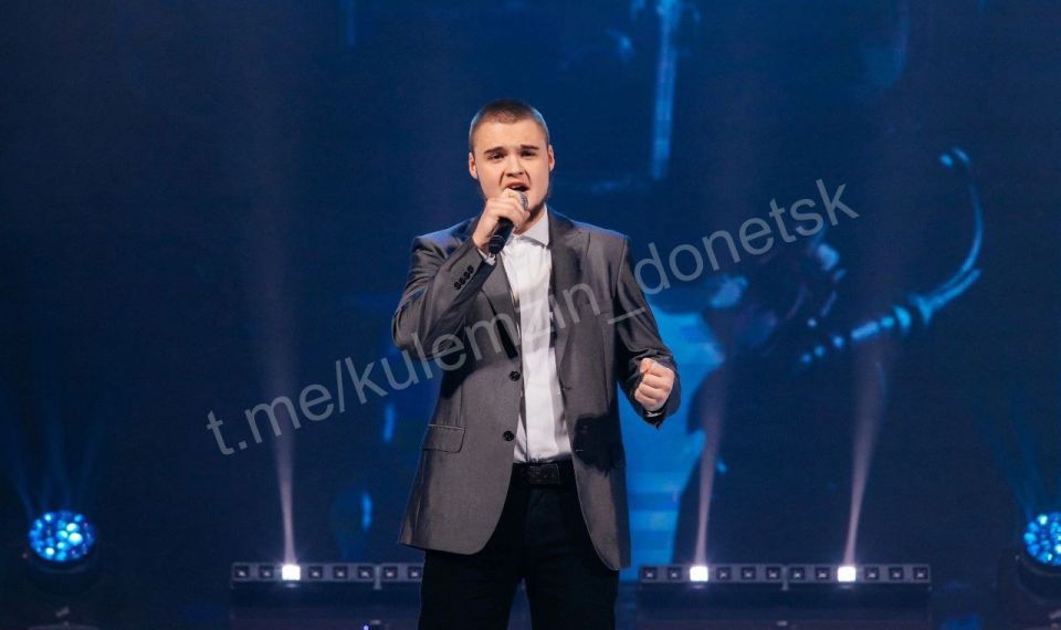 Алексей Кулемзин: В Москве на XVII Международном патриотическом фестивале «ВАЛЬС ПОБЕДЫ» триумфально выступили солисты музыкального клуба «АЭЛИТА» Юлия Гайдамаха и Иван Зубанев, а также София Такташёва – солистка клуба... Алексей Кулемзин: В Москве на XVII Международном патриотическом фестивале «ВАЛЬС ПОБЕДЫ» триумфально выступили солисты музыкального клуба «АЭЛИТА» Юлия Гайдамаха и Иван Зубанев, а также София Такташёва – солистка клуба...