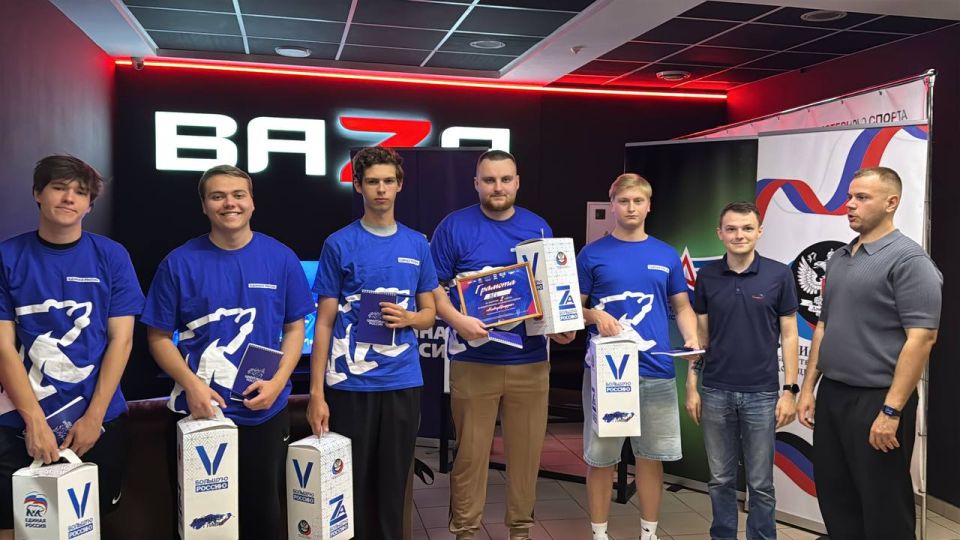 Горячая схватка донецких киберспортсменов Горячая схватка донецких киберспортсменов