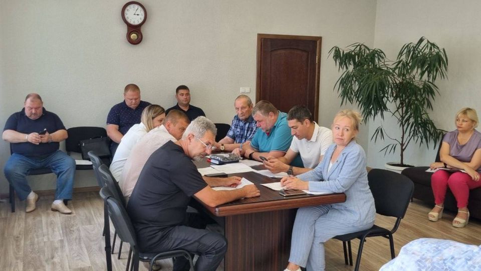 На прошлой неделе под председательством Ставрулова Михаила Валентиновича состоялось сорок третье заседание Мангушского муниципального совета На прошлой неделе под председательством Ставрулова Михаила Валентиновича состоялось сорок третье заседание Мангушского муниципального совета