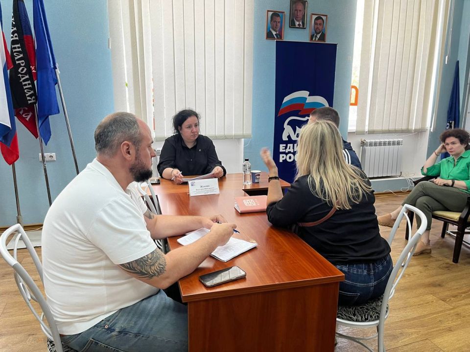 Виктория Жукова: Провела прием граждан в общественной приемной партии «Единая Россия» Виктория Жукова: Провела прием граждан в общественной приемной партии «Единая Россия»