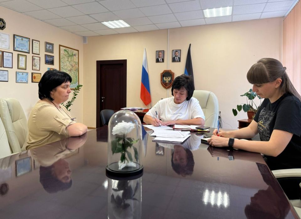 Наталья Великодная: Сегодня провела личный прием граждан Наталья Великодная: Сегодня провела личный прием граждан