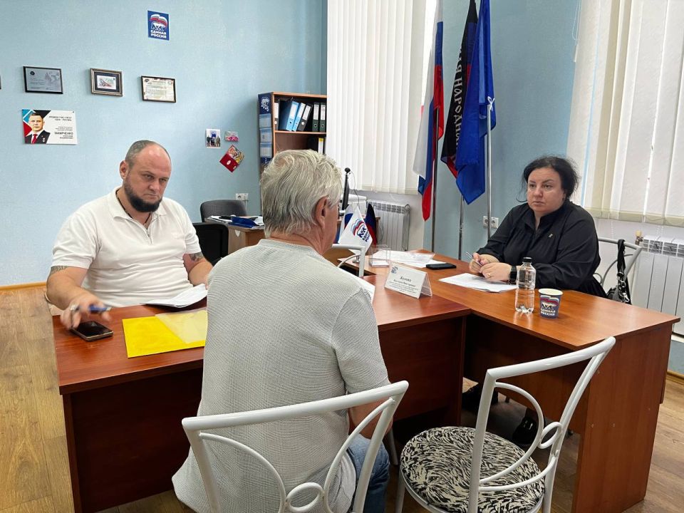 Виктория Жукова: Провела прием граждан в общественной приемной партии «Единая Россия» Виктория Жукова: Провела прием граждан в общественной приемной партии «Единая Россия»