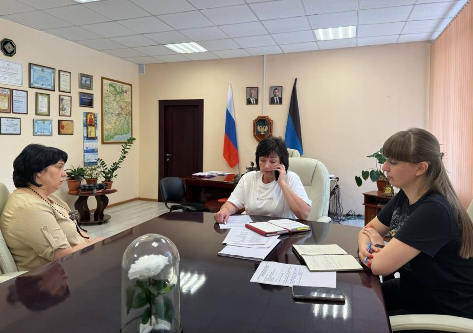 Наталья Великодная: Сегодня провела личный прием граждан Наталья Великодная: Сегодня провела личный прием граждан