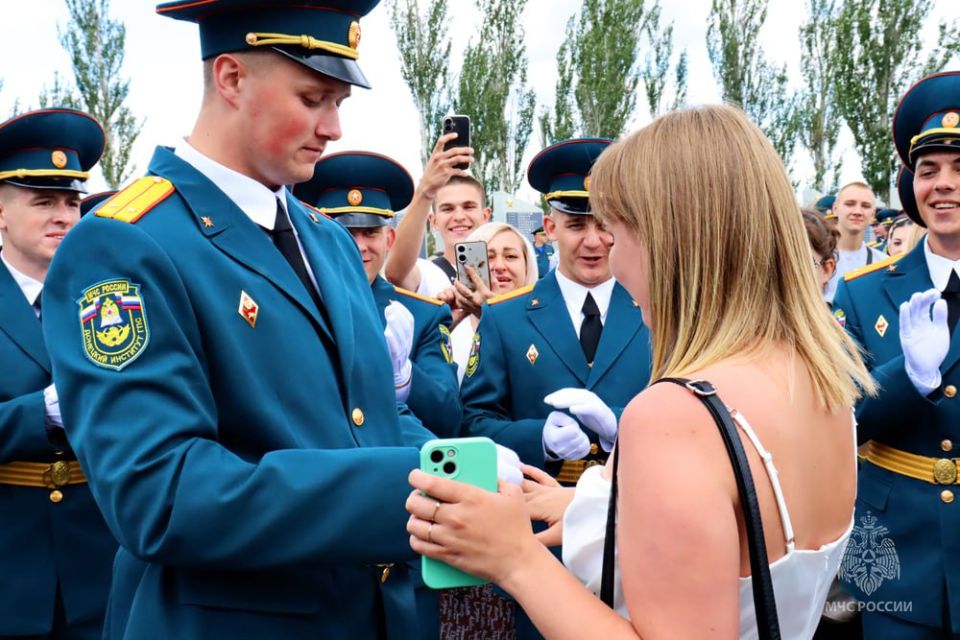 Чрезвычайно важное предложение Чрезвычайно важное предложение