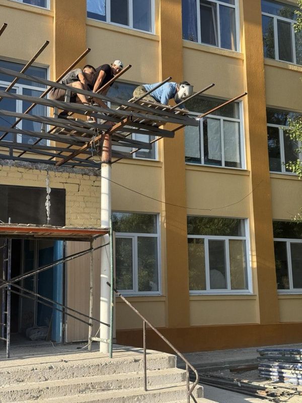 Николай Михайлов: Забайкалье модернизирует входную группу музыкальной школы в пгт Новый Свет Николай Михайлов: Забайкалье модернизирует входную группу музыкальной школы в пгт Новый Свет