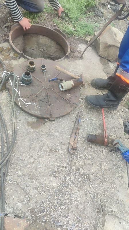 Подрядчики Нижегородской области заменили аварийную трубу в пгт Зуевка Подрядчики Нижегородской области заменили аварийную трубу в пгт Зуевка