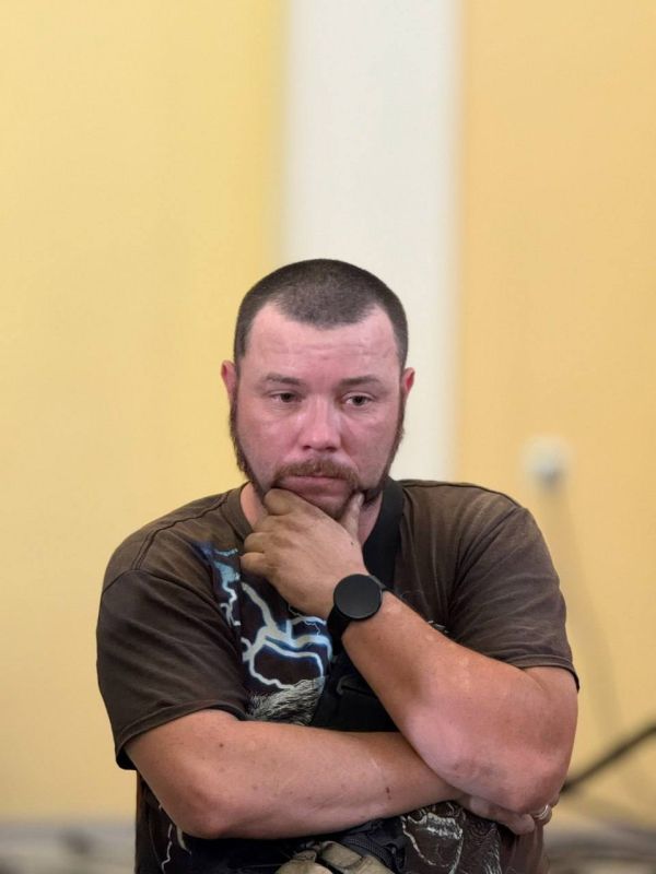 В Харцызске прошла встреча поколений В Харцызске прошла встреча поколений