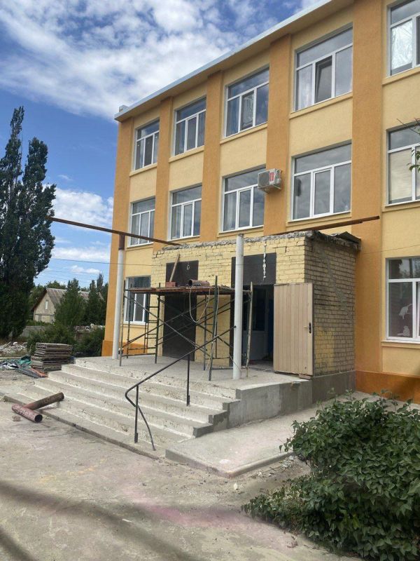 Николай Михайлов: Забайкалье модернизирует входную группу музыкальной школы в пгт Новый Свет Николай Михайлов: Забайкалье модернизирует входную группу музыкальной школы в пгт Новый Свет