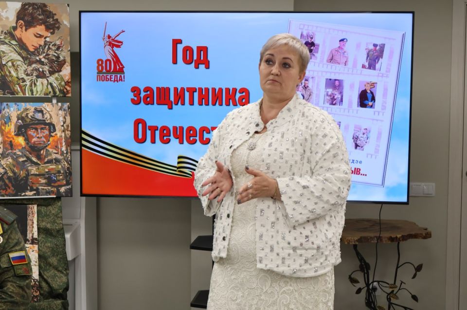 Ветеран Владимир Чачанидзе презентовал свою новую книгу в Донецке Ветеран Владимир Чачанидзе презентовал свою новую книгу в Донецке