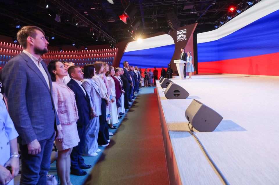 Нам есть, что рассказать миру о своей Родине! Нам есть, что рассказать миру о своей Родине!