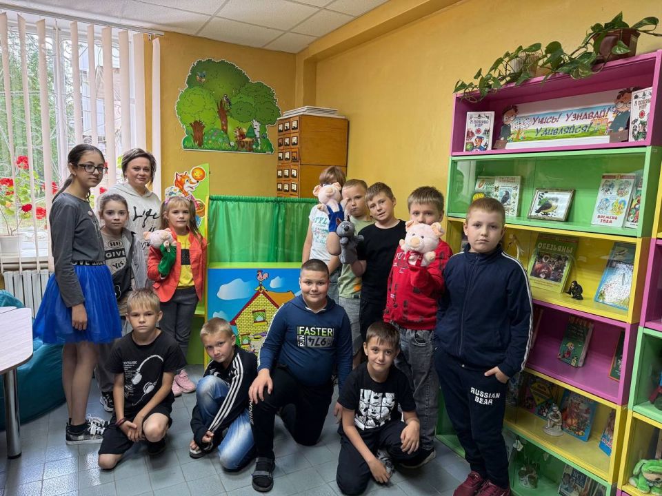 Юные кировчане активно проводят досуг в пришкольных лагерях Юные кировчане активно проводят досуг в пришкольных лагерях
