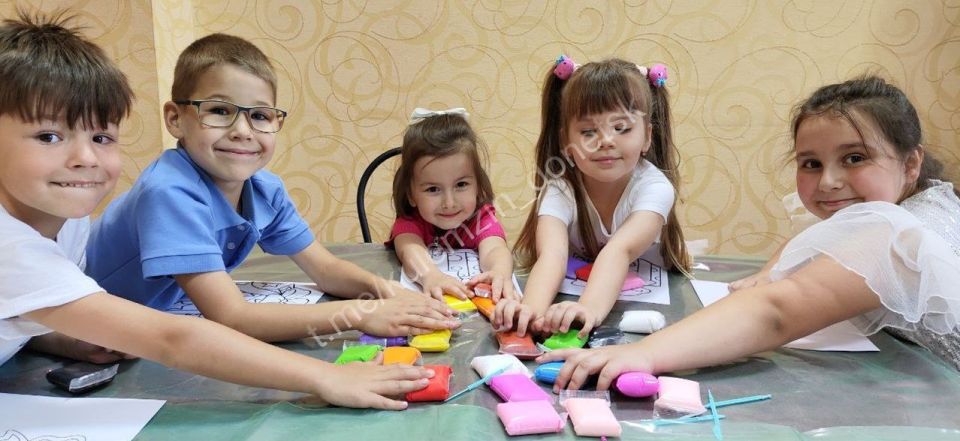 2 июля – День сюрпризов. Во Дворце культуры им. В.В. Куйбышева в рамках проекта «Мир возможностей» партии «Единая Россия» состоялся мастер-класс «День чудесных сюрпризов» 2 июля – День сюрпризов. Во Дворце культуры им. В.В. Куйбышева в рамках проекта «Мир возможностей» партии «Единая Россия» состоялся мастер-класс «День чудесных сюрпризов»