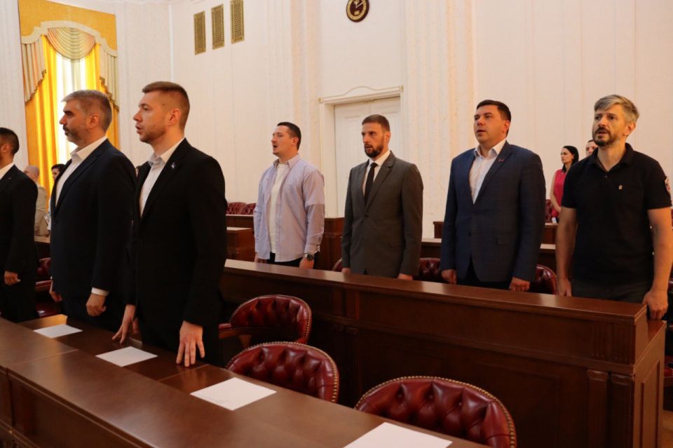 Избирательная комиссия ДНР и Министерство молодежной политики ДНР укрепляют сотрудничество с Молодежным Парламентом Избирательная комиссия ДНР и Министерство молодежной политики ДНР укрепляют сотрудничество с Молодежным Парламентом