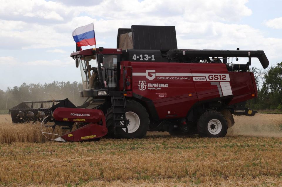 В ДНР стартовала уборочная кампания 2025 года В ДНР стартовала уборочная кампания 2025 года
