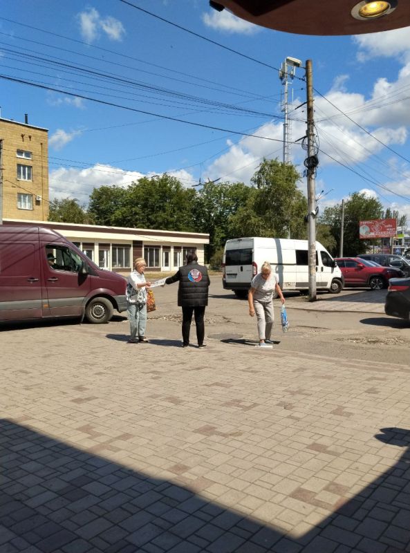 В Червоногвардейском районе прошла раздача газет В Червоногвардейском районе прошла раздача газет