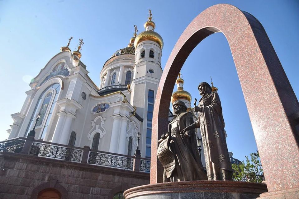 Алексей Кулемзин: В преддверии Дня семьи, любви и верности приглашаем дончан на виртуальную экскурсию «по местам силы» для всех любящих пар нашего прекрасного города Алексей Кулемзин: В преддверии Дня семьи, любви и верности приглашаем дончан на виртуальную экскурсию «по местам силы» для всех любящих пар нашего прекрасного города