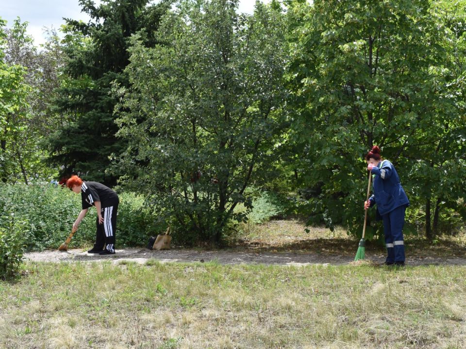 Кировчане приняли участие в акции «Чистый город» Кировчане приняли участие в акции «Чистый город»