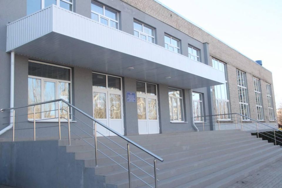 Сергей Желновач: Камчатский край поступил к третьему этапу ремонта школы в Светлодарске Сергей Желновач: Камчатский край поступил к третьему этапу ремонта школы в Светлодарске