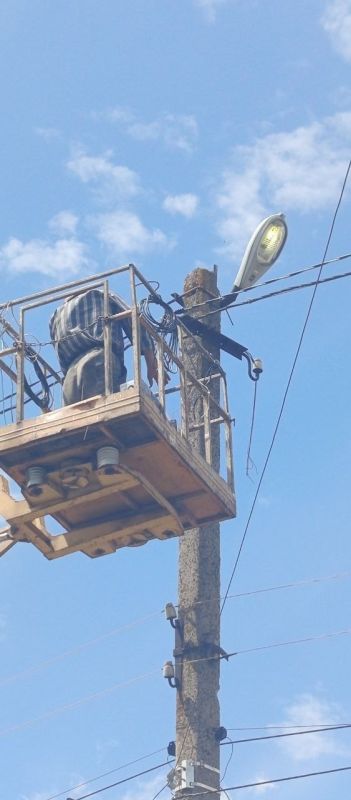 Борис Трима: В Мангушском муниципальном округе МБУ «Службой благоустройства ВЕКТОР» продолжается работа по ремонту уличного освещения Борис Трима: В Мангушском муниципальном округе МБУ «Службой благоустройства ВЕКТОР» продолжается работа по ремонту уличного освещения