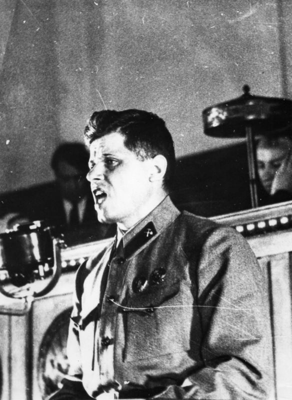 В эти июльские дни мы отмечаем важнейшую историческую дату – 90 лет кривоносовскому движению В эти июльские дни мы отмечаем важнейшую историческую дату – 90 лет кривоносовскому движению